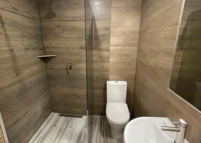Zorepad Hotel *
