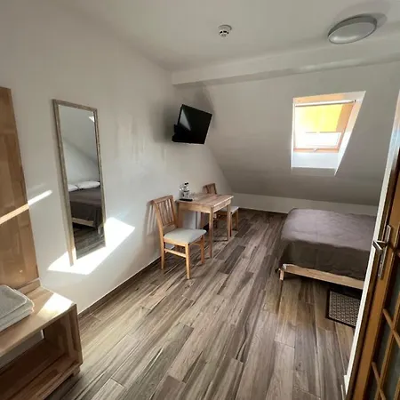 Hotel Zorepad Zabolotiv