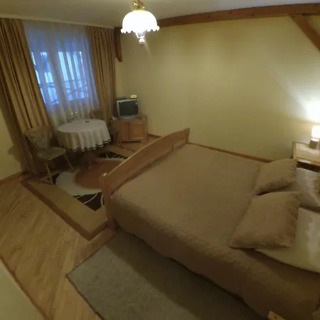 Zorepad Hotel *