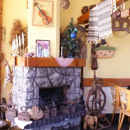 Zorepad Hotel Zabolotiv