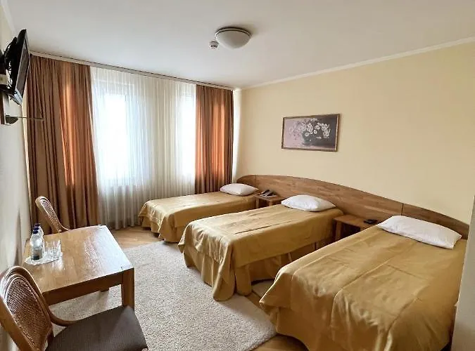 Zorepad Hotel *