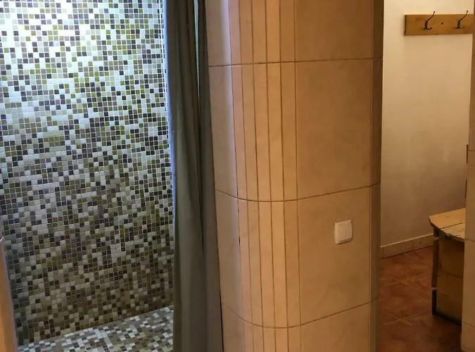 Zorepad Hotel Zabolotiv