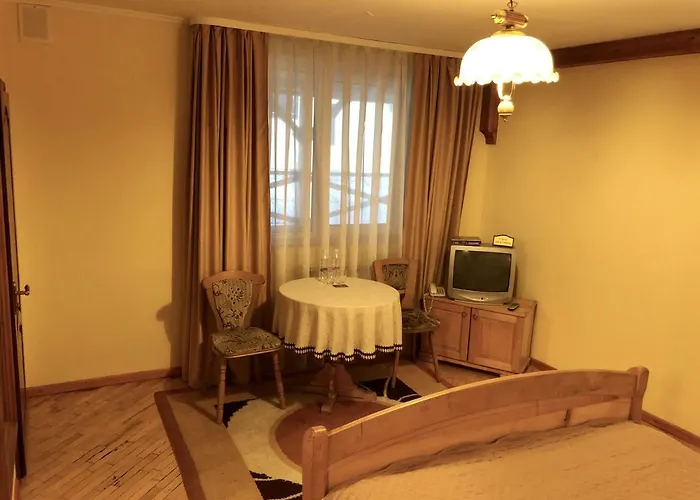 Zorepad Hotel Zabolotiv